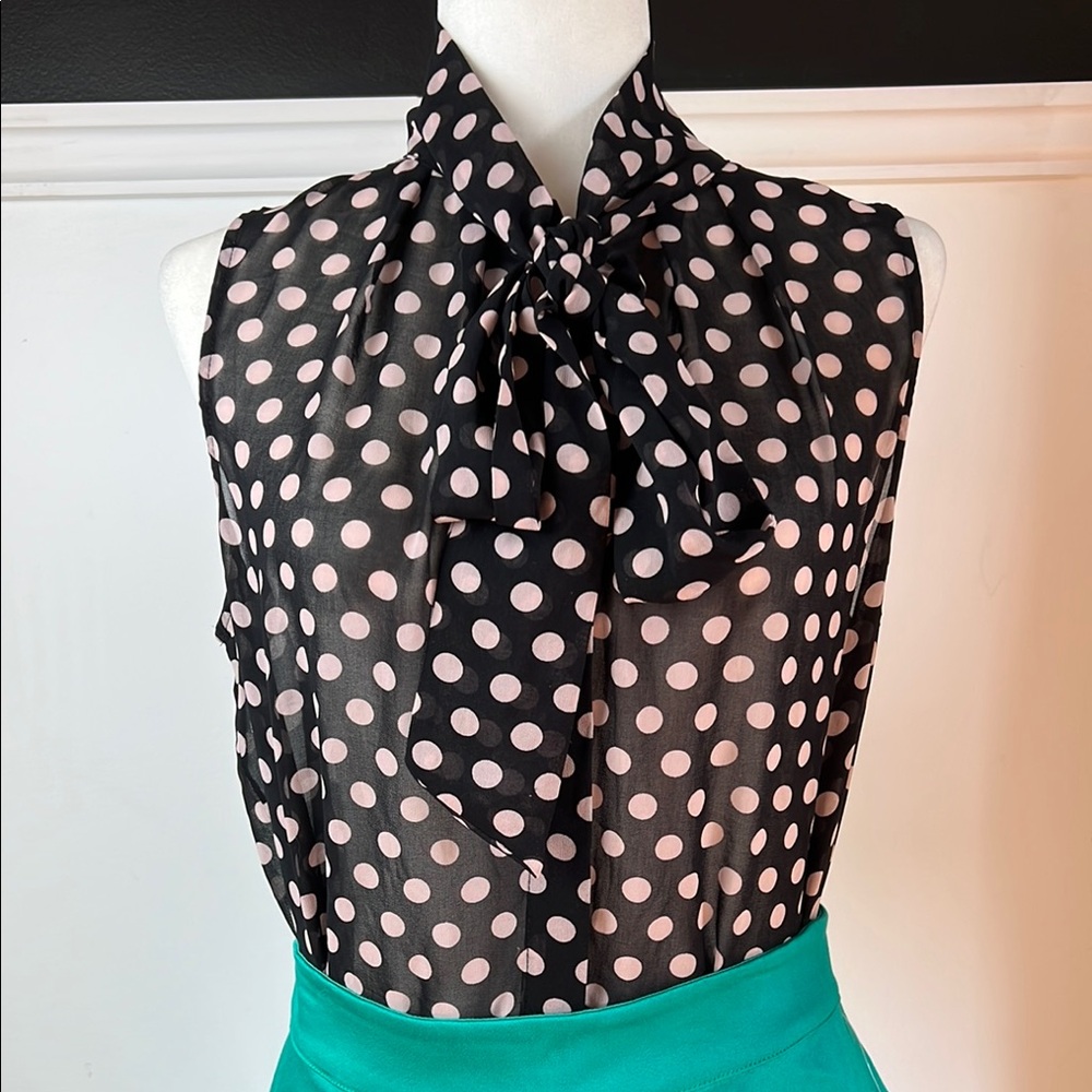 Pinup style M Black and Tea Rose Pink Polka Dot Sleeveless Bow Blouse Office Pro